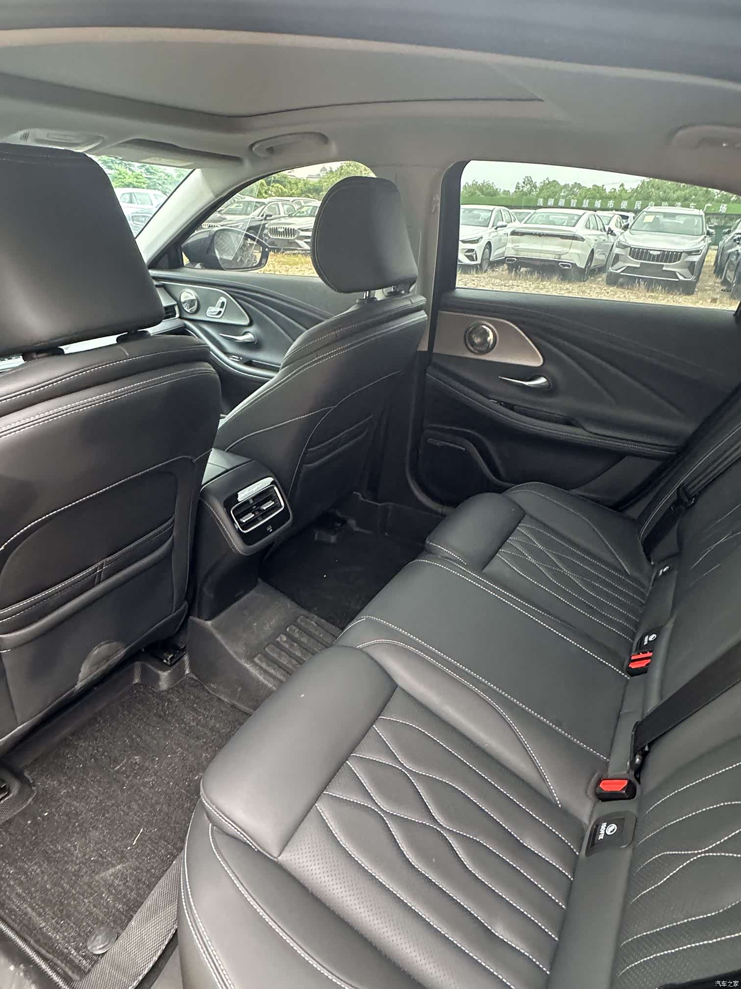 Chery Arrizo 8, 2023 11