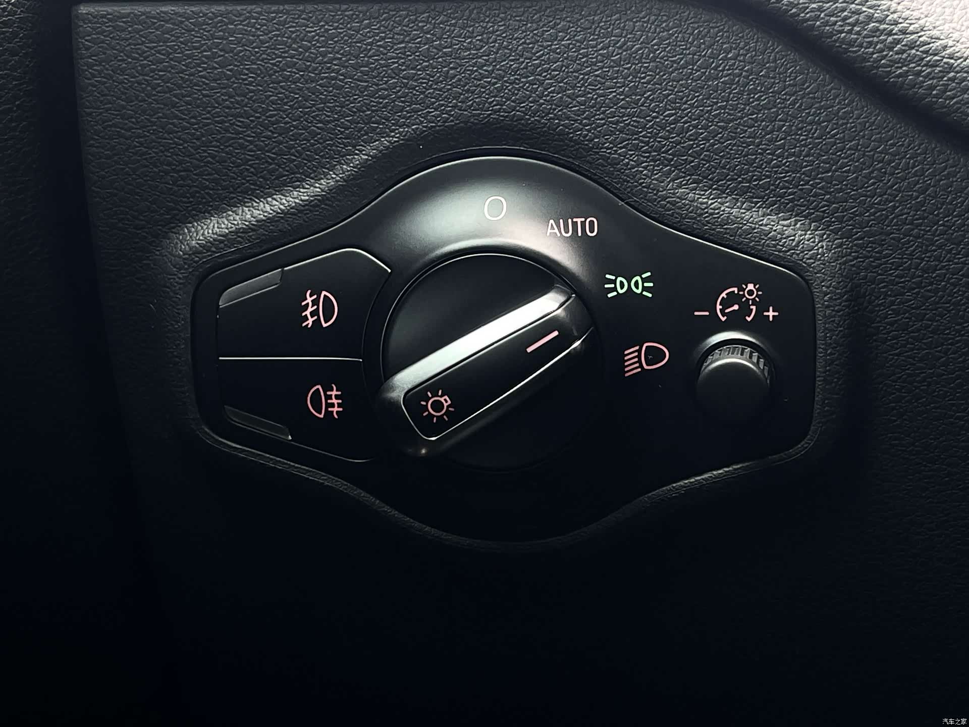Audi Q5, 2018 27