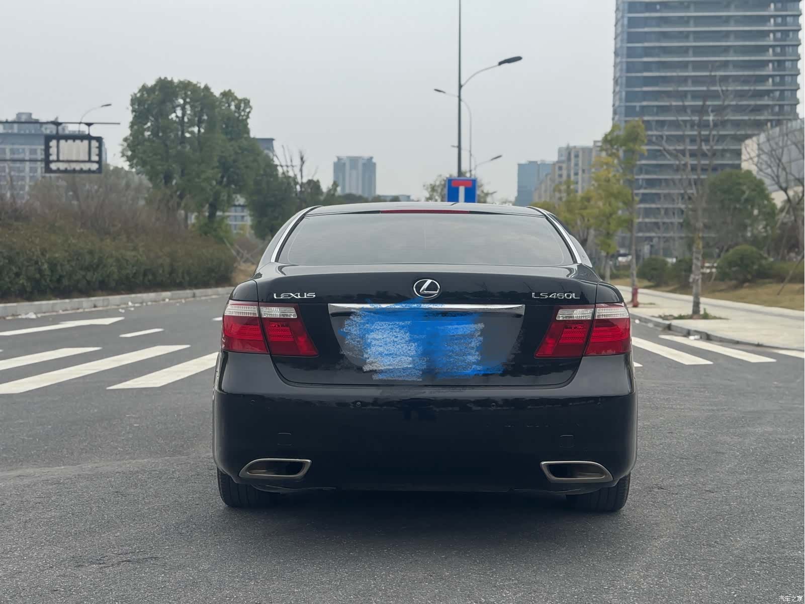 Lexus LS, 2007 3