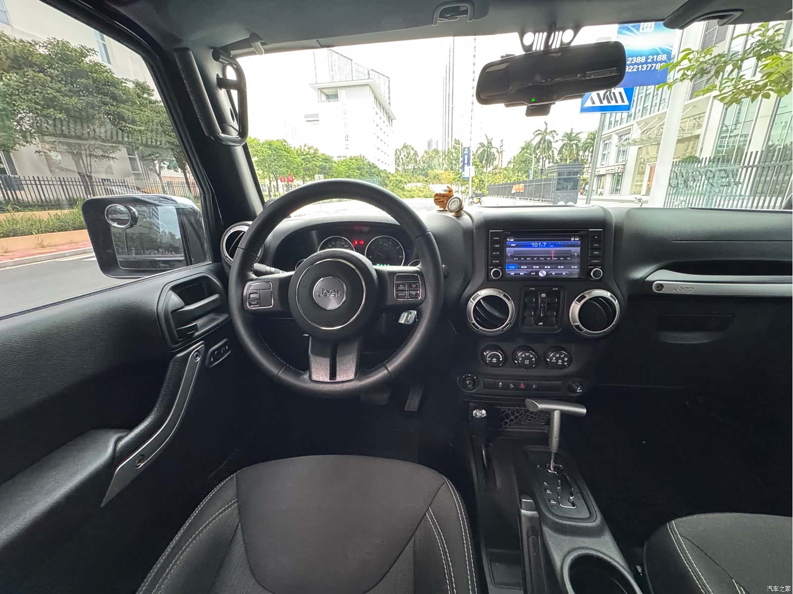 Jeep Wrangler, 2015 14