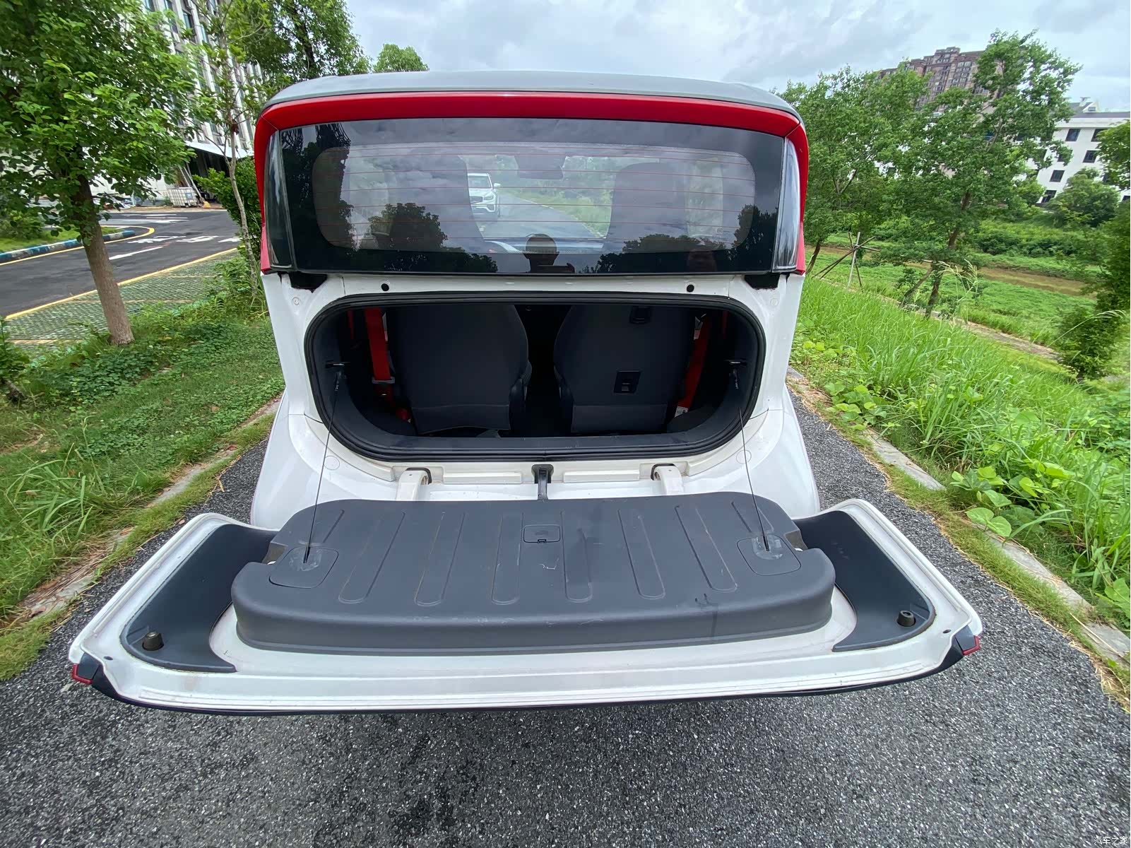 Wuling E200, 2020 12
