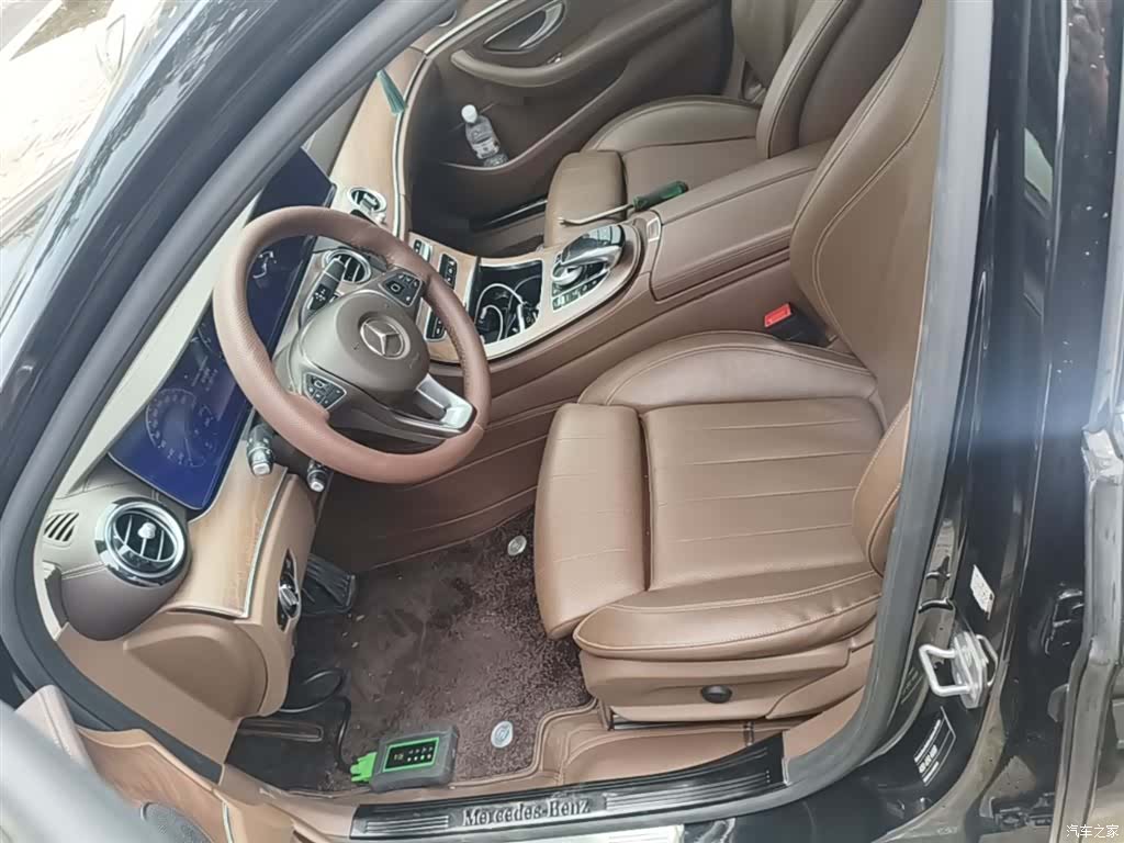 Mercedes-Benz E-Class, 2018 15