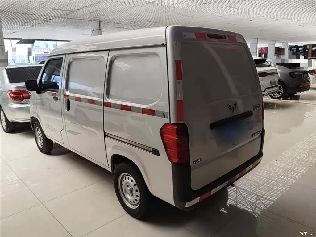 Wuling VI, 2023 все фото
