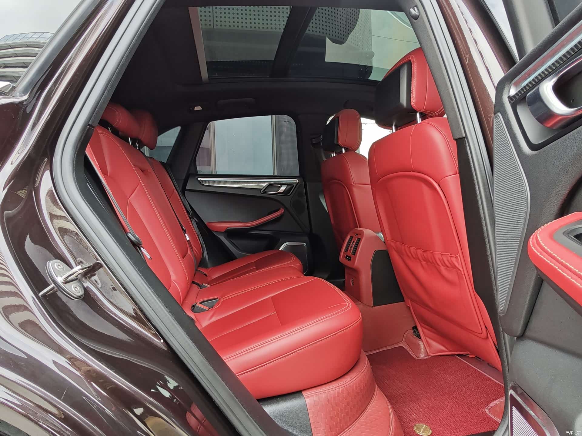 Porsche Macan, 2020 11