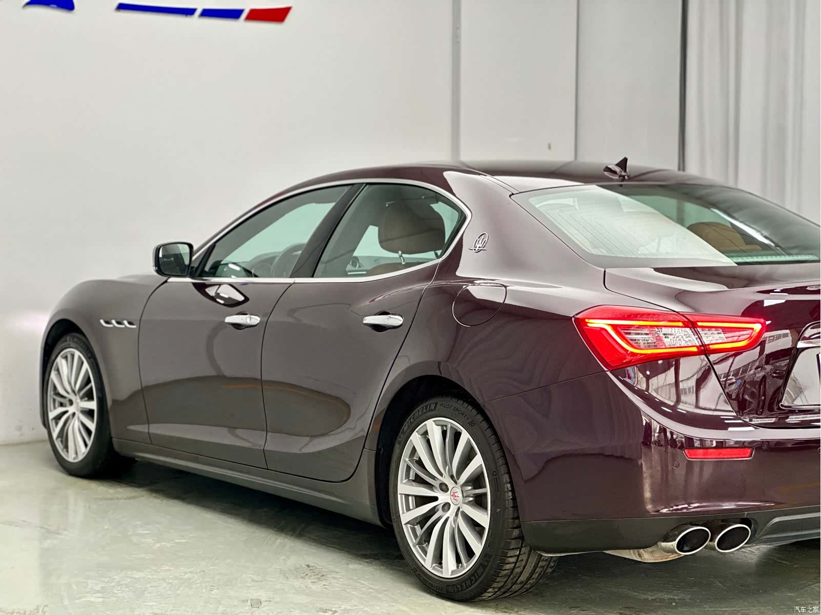 Maserati Ghibli, 2015 15