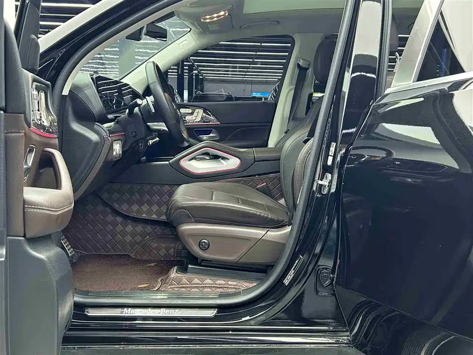 Mercedes-Benz GLS Mercedes-Benz GLS