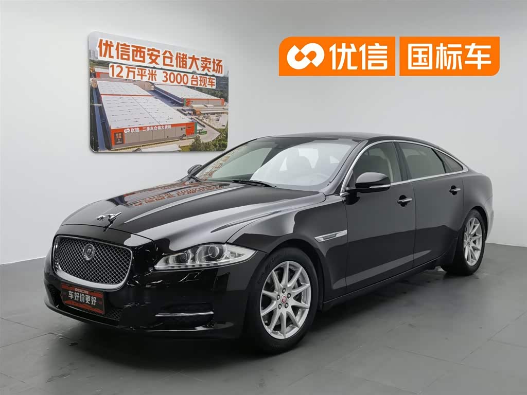 Jaguar XJ