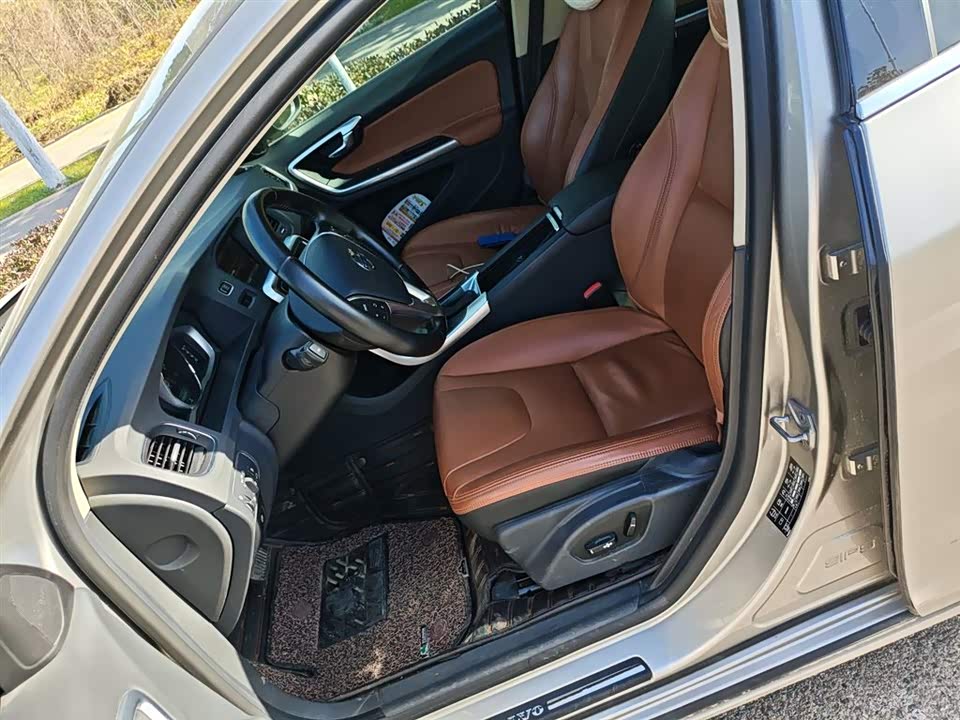 Volvo S60