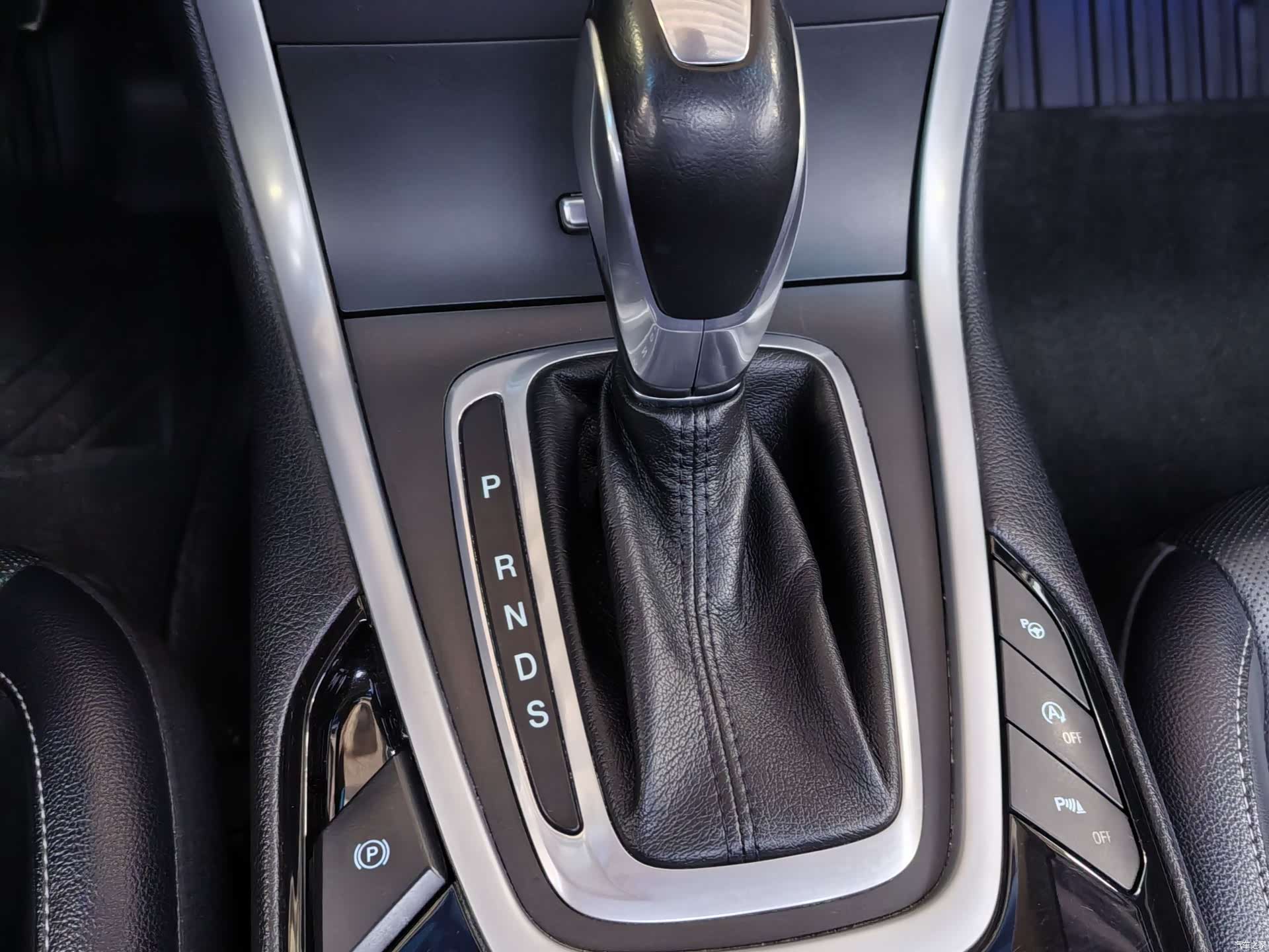 Ford Edge, 2016 18