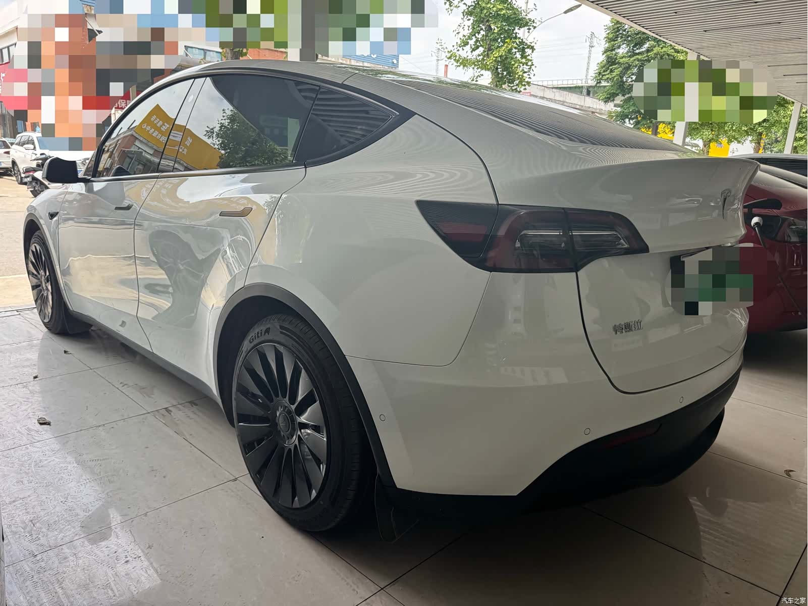 Tesla Model Y, 2023 12