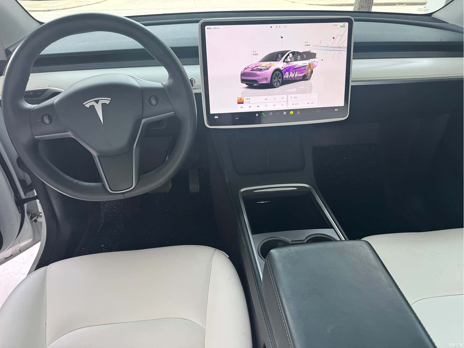 Tesla Model Y, 2023 9