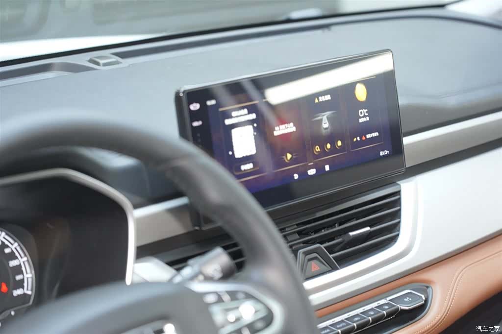 Geely X6, 2020 7