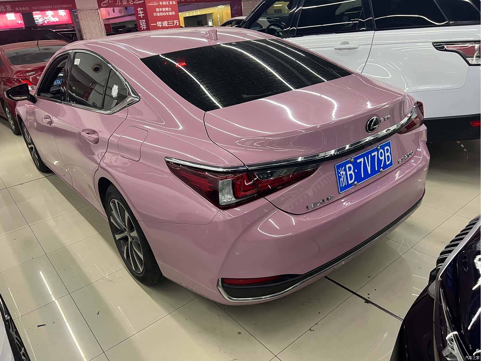 Lexus ES, 2020 9