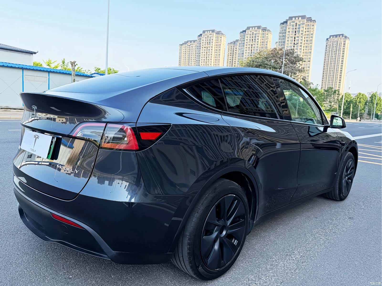 Tesla Model Y, 2024 20