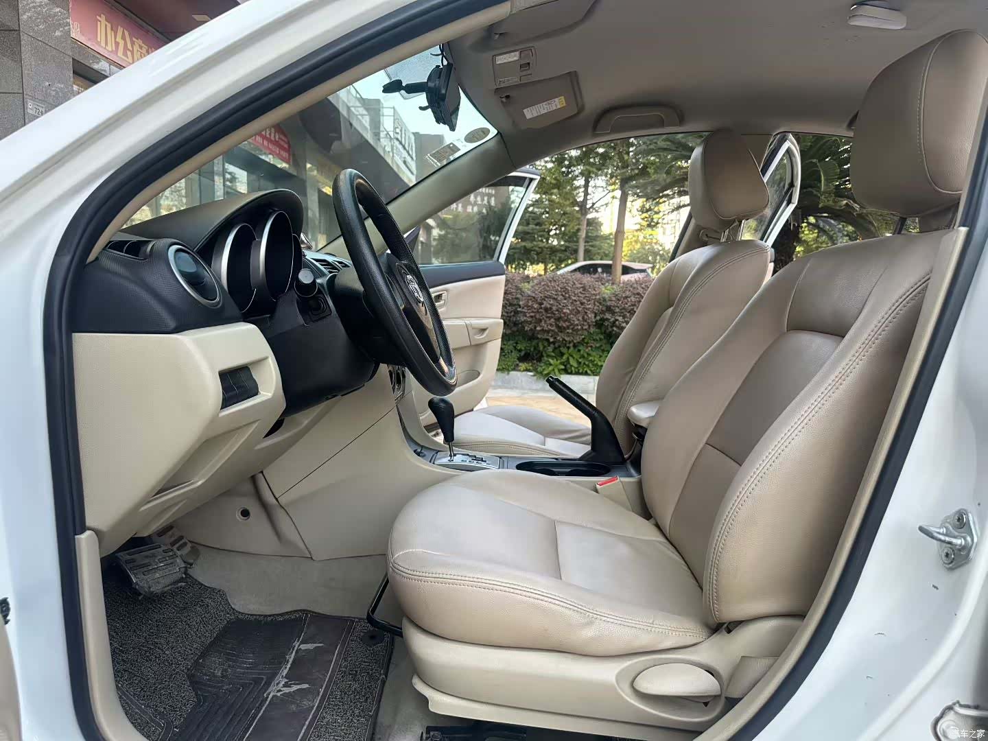 Mazda 3, 2012 4