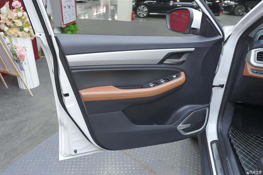 Geely X6, 2020 19