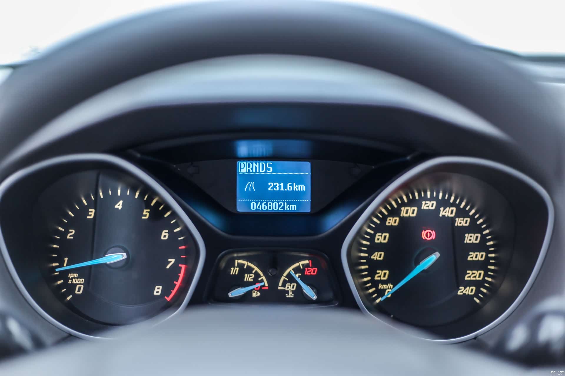 Ford Focus, 2015 23