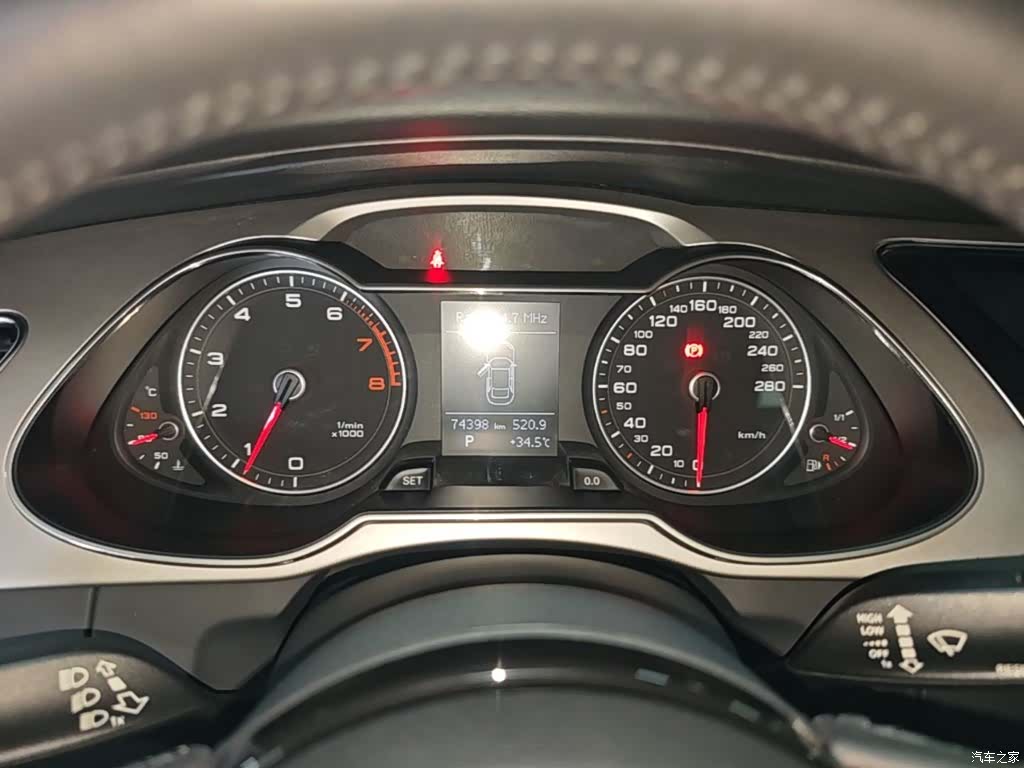 Audi A4L, 2014 12
