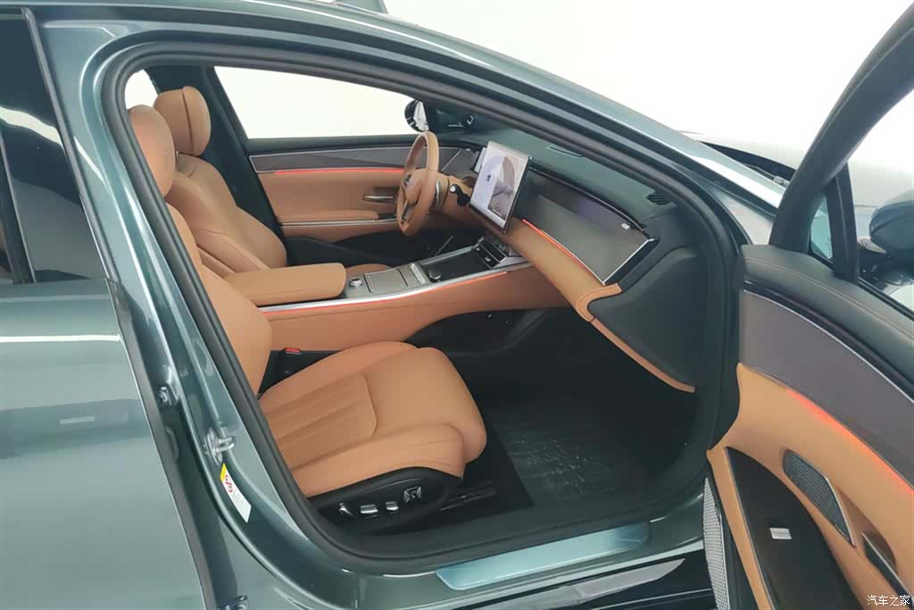 BYD Han, 2025 8