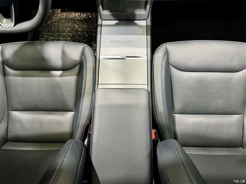Tesla Model 3, 2024 20