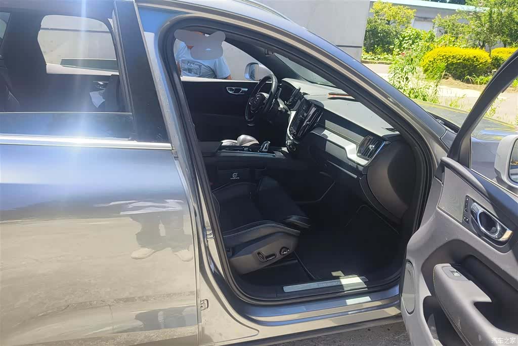 Volvo XC60, 2019 8