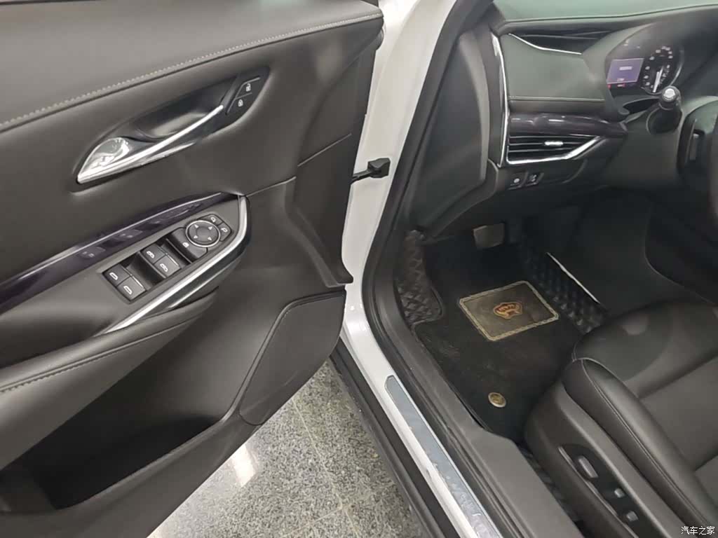 Cadillac XT4, 2021 16