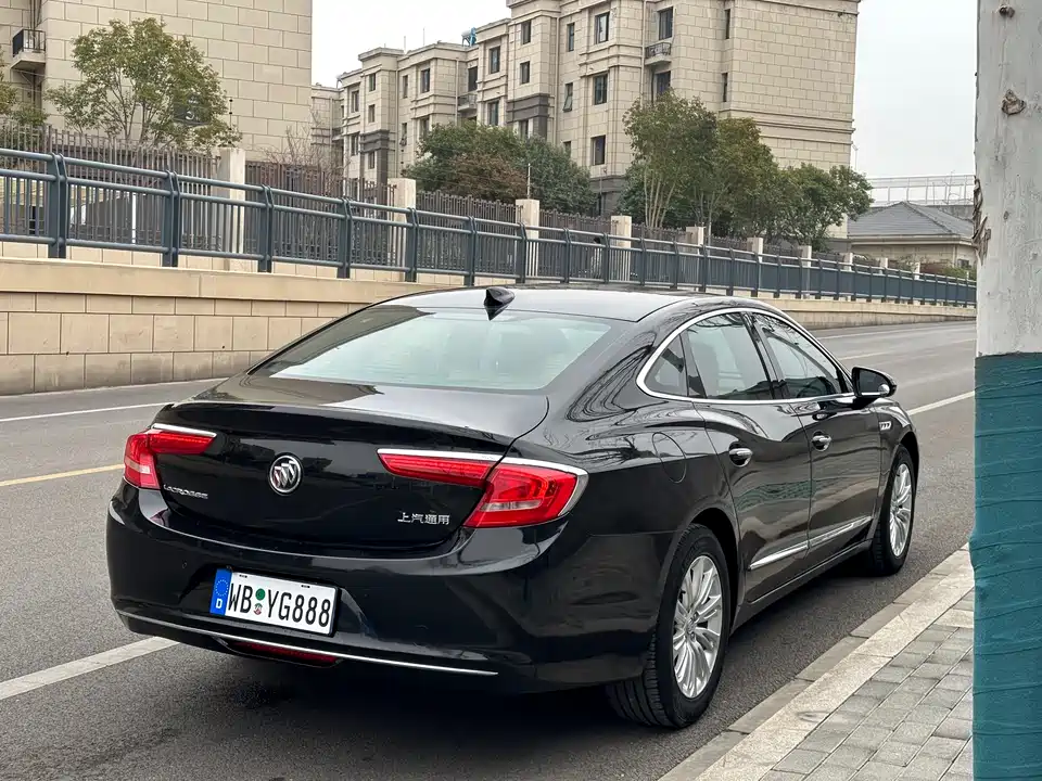 Buick Lacrosse