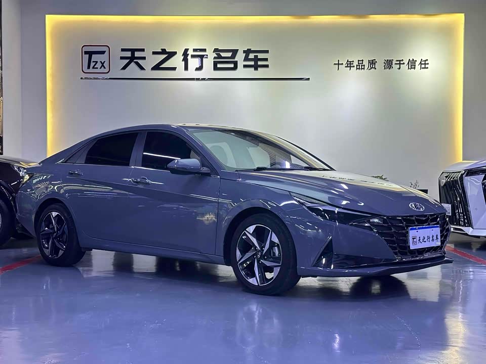 Hyundai Elantra