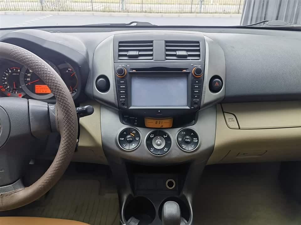 Toyota RAV4 Rongfang