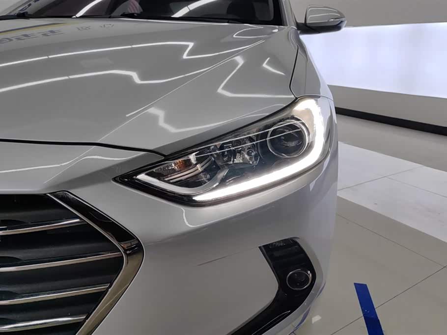 Hyundai Lead Hyundai Lead
