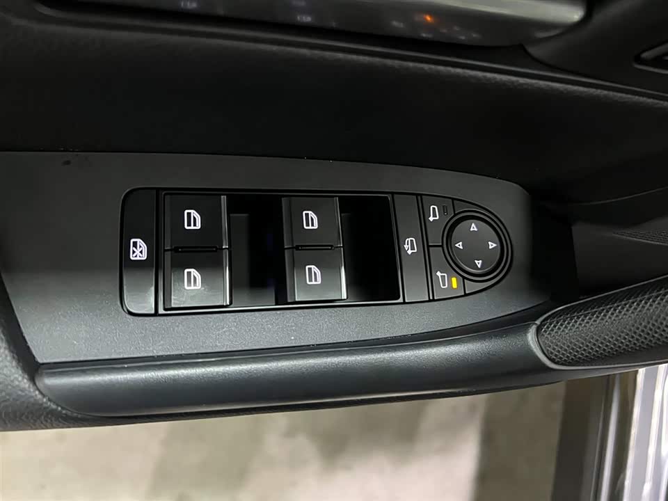 Mazda CX-50 line also