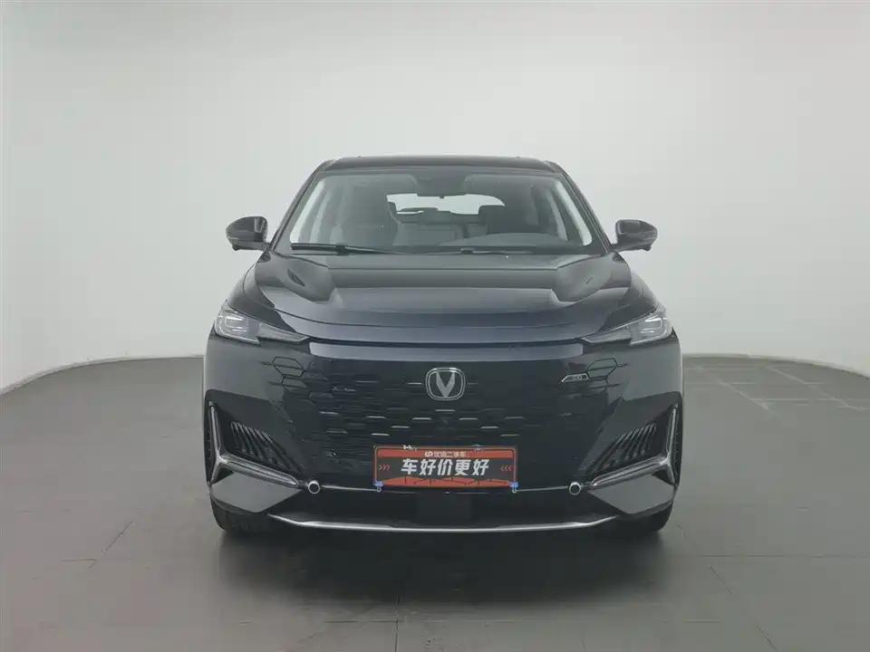 Changan UNI-K Smart iDD