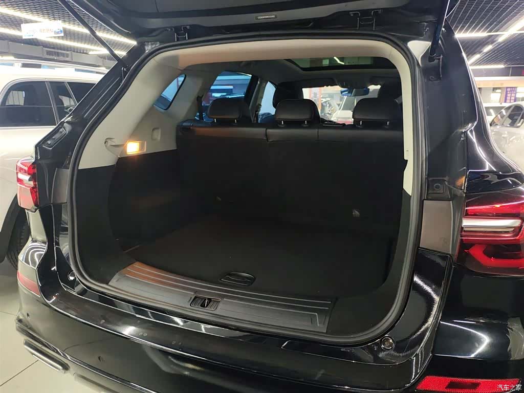 Roewe RX5, 2023 19