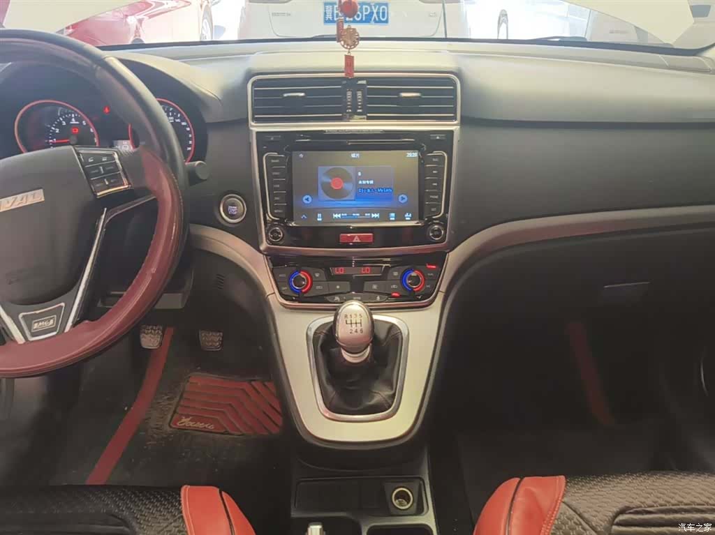 Haval M6, 2018 13