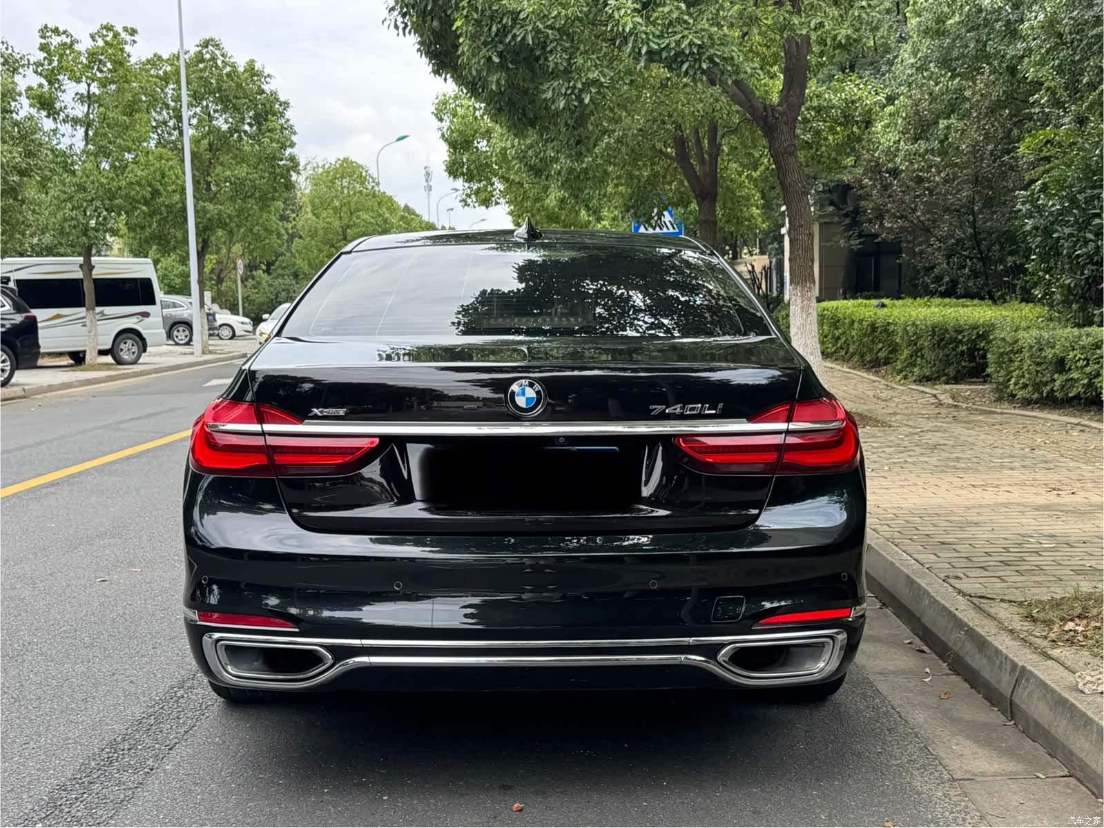 BMW 7 Series, 2017 все фото