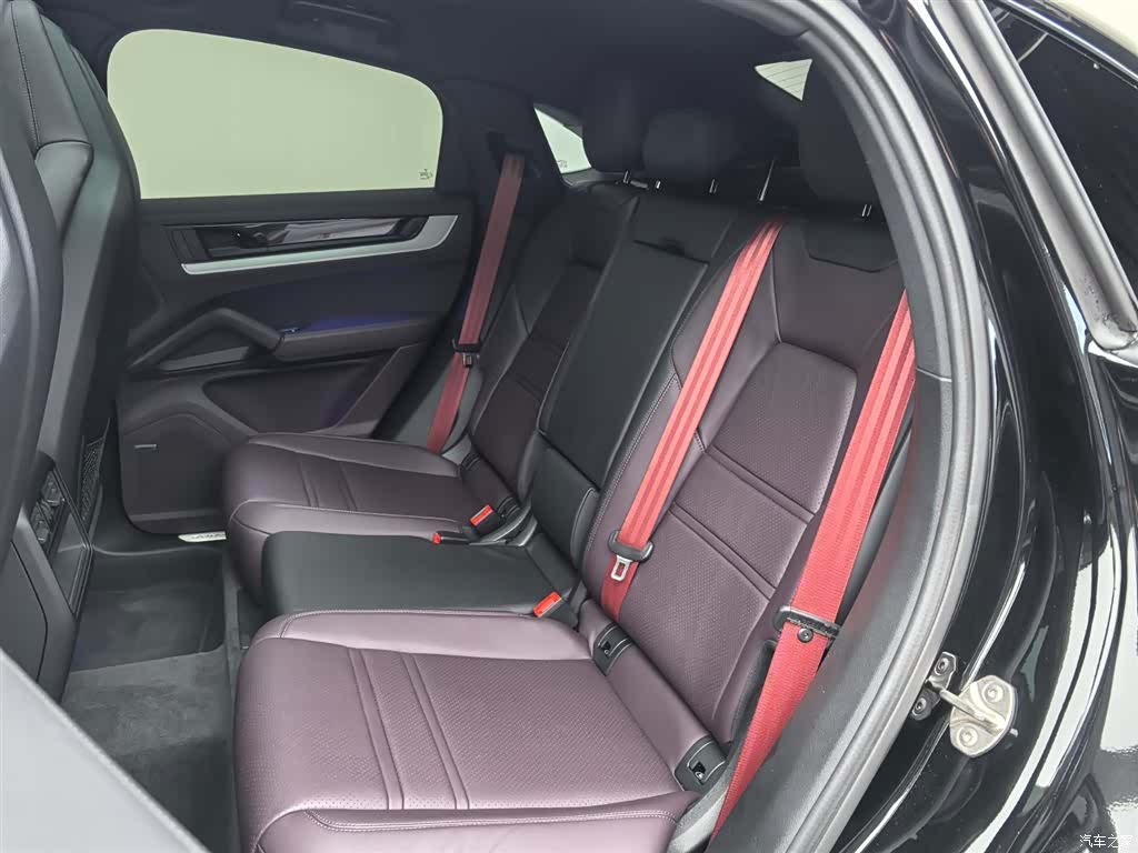 Porsche Cayenne, 2024 23