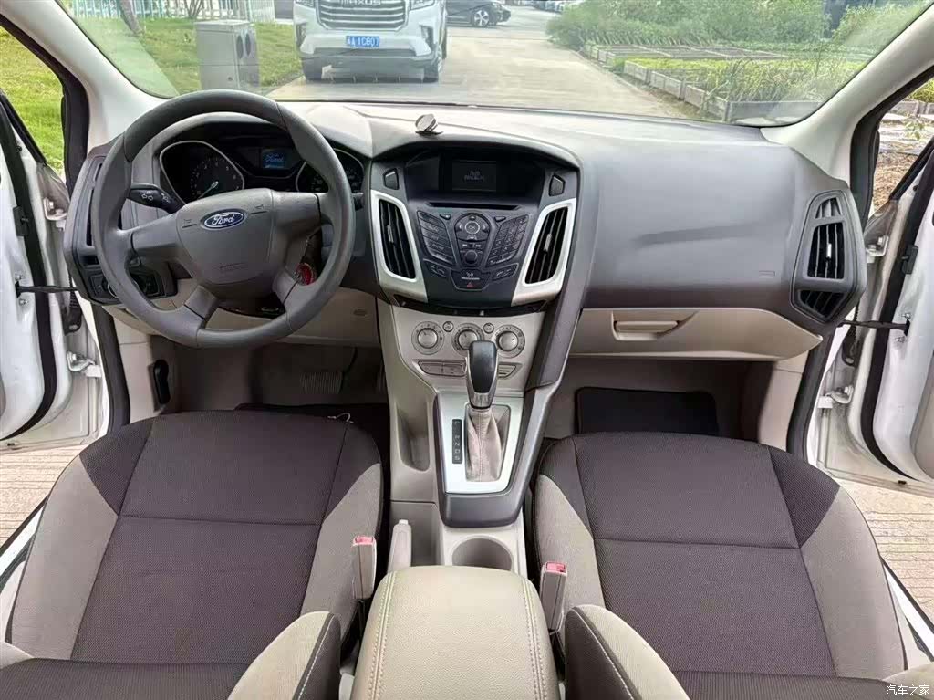 Ford Focus, 2014 все фото