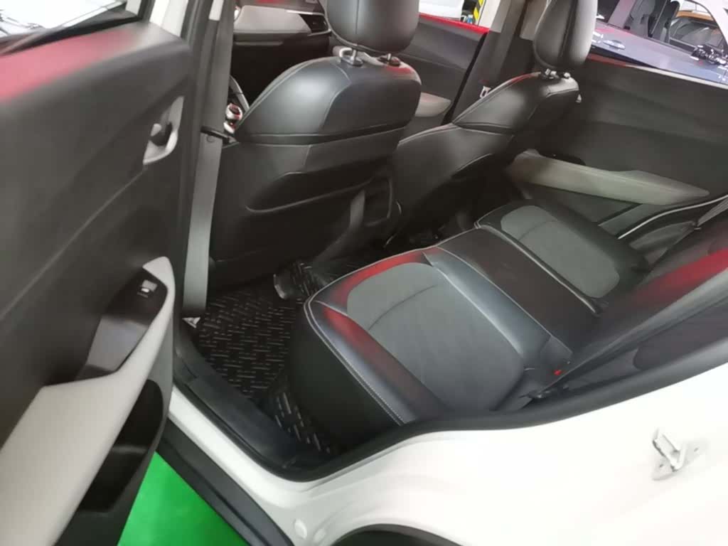 Wuling 510, 2019 17