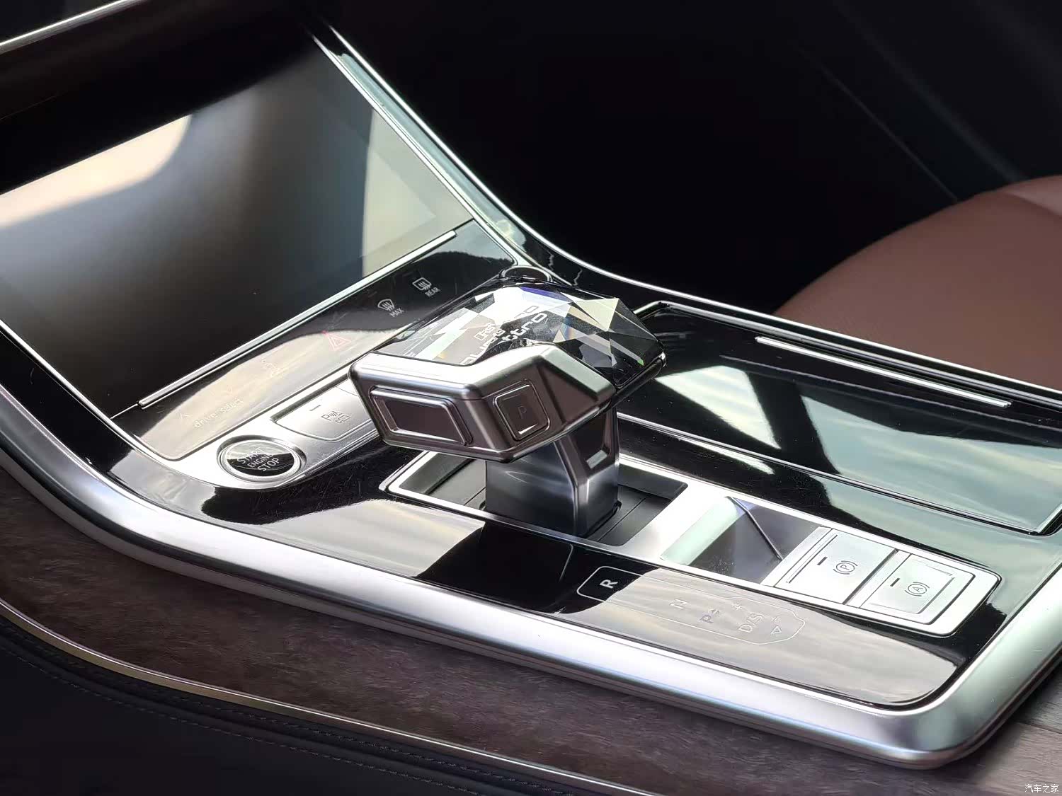 Audi Q7, 2023 8