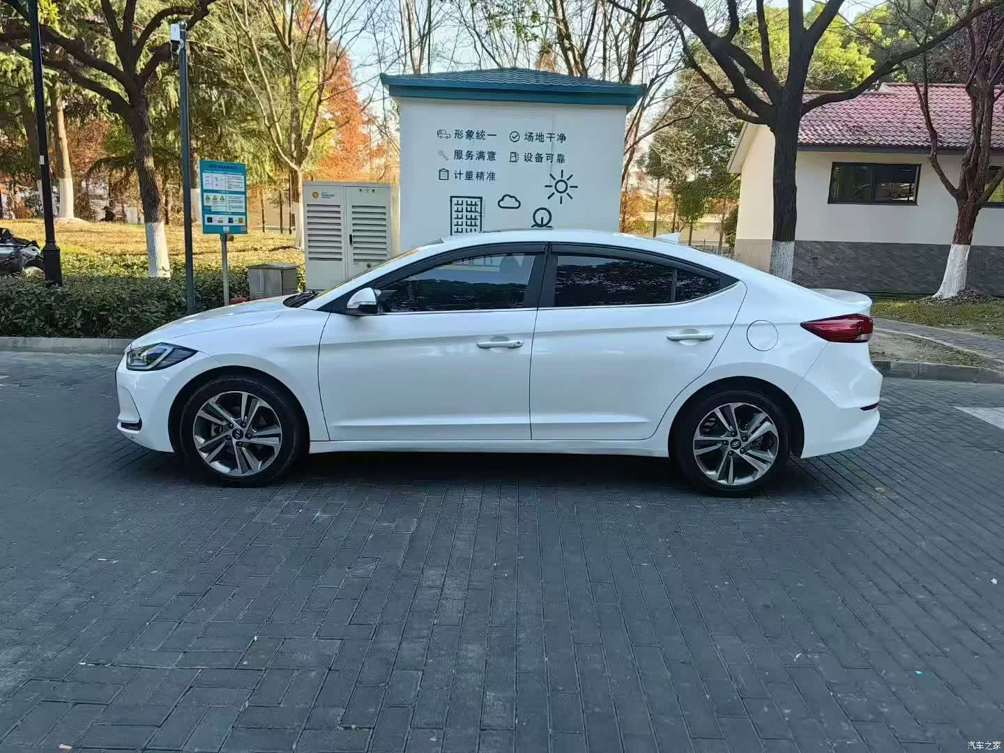 Hyundai ZiDongZhiXuan JingYingXing, 2017 3