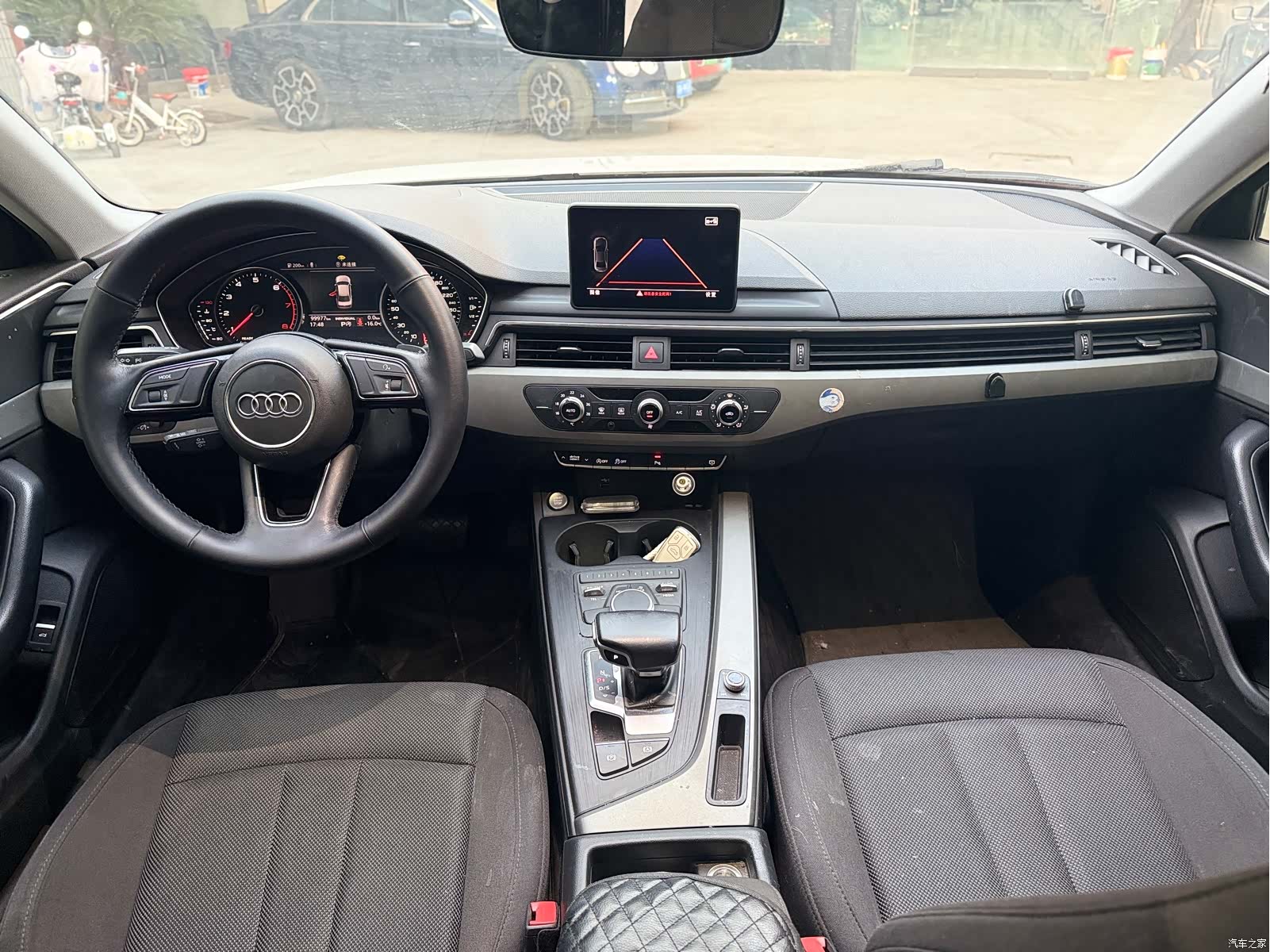 Audi A4L, 2019 13