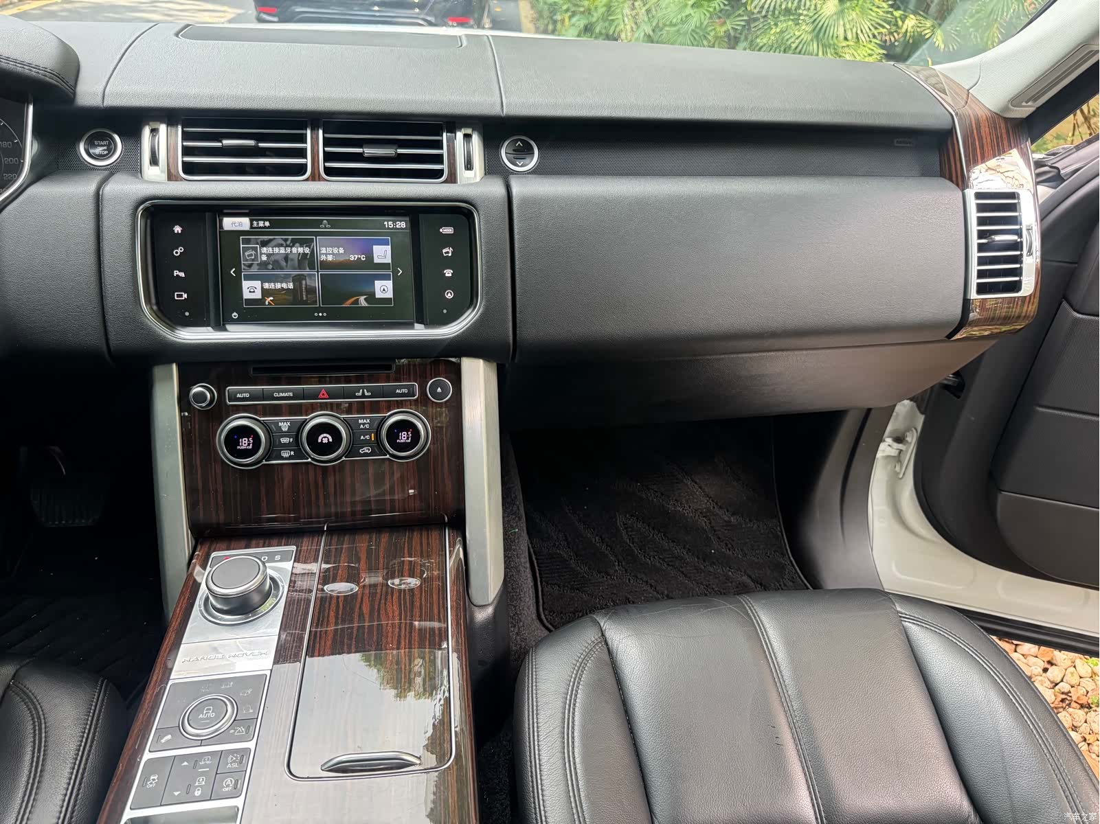 Land Rover Range Rover, 2016 10