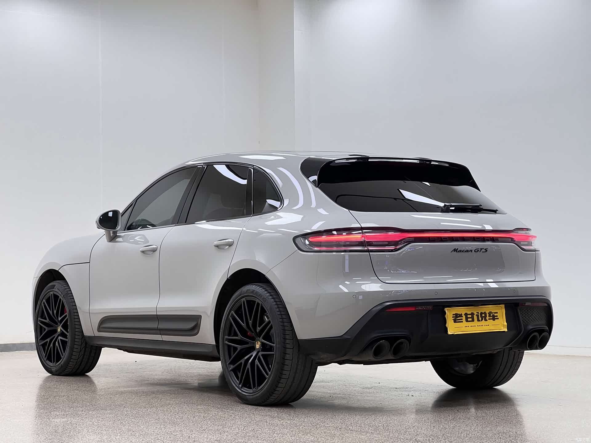 Porsche Macan, 2024 9