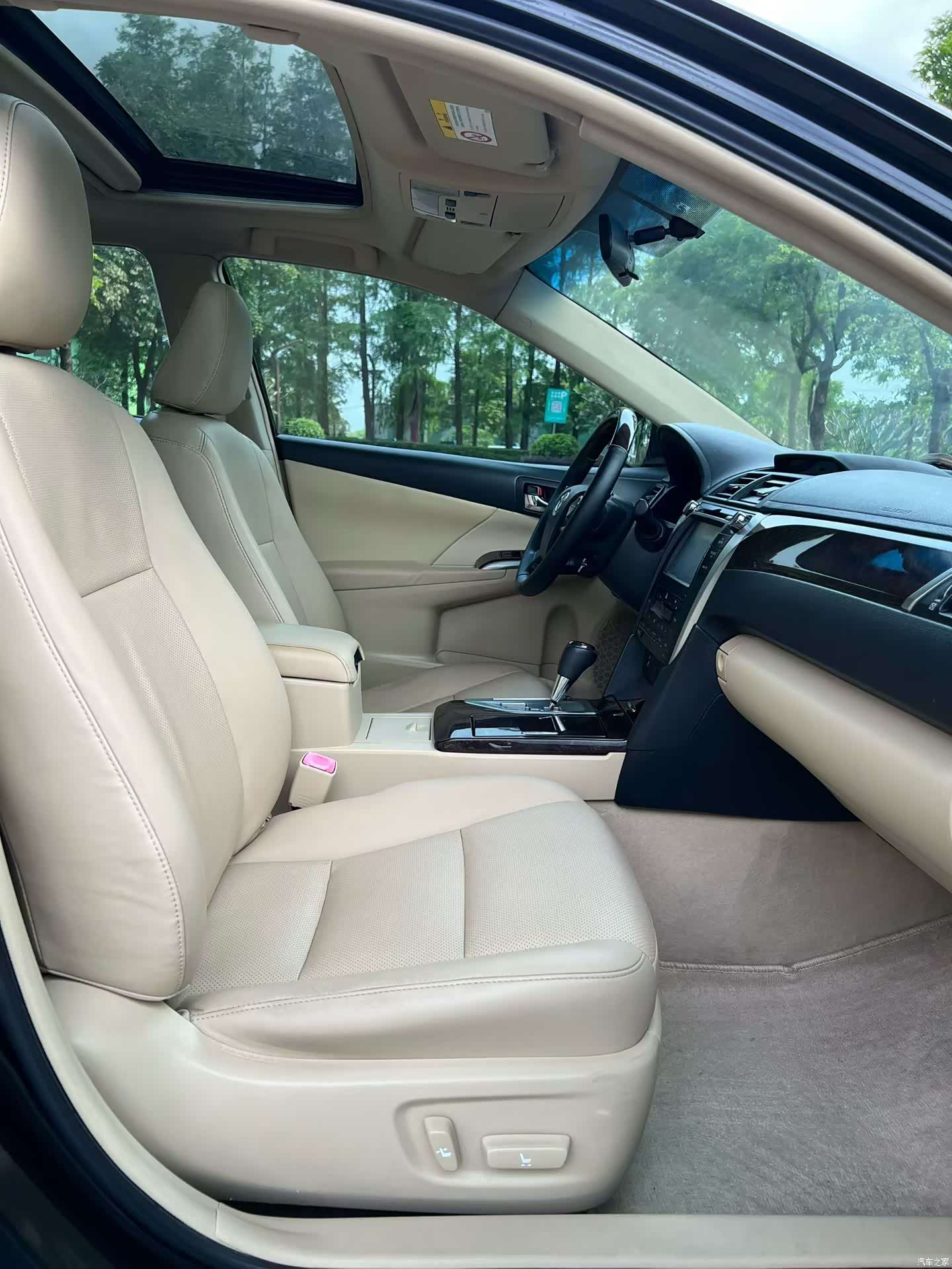 Toyota Camry, 2016 7
