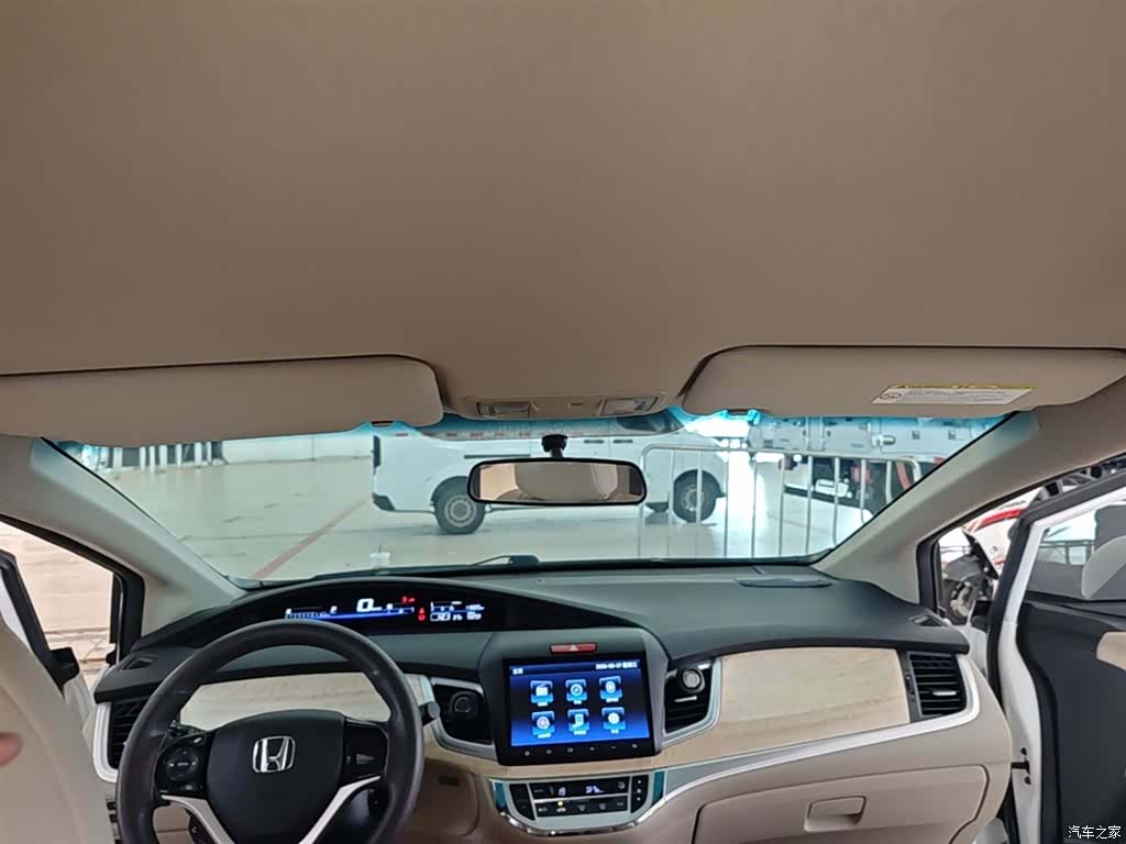 Honda Jade, 2016 18