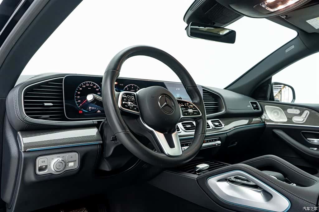 Mercedes-Benz GLE, 2022 21