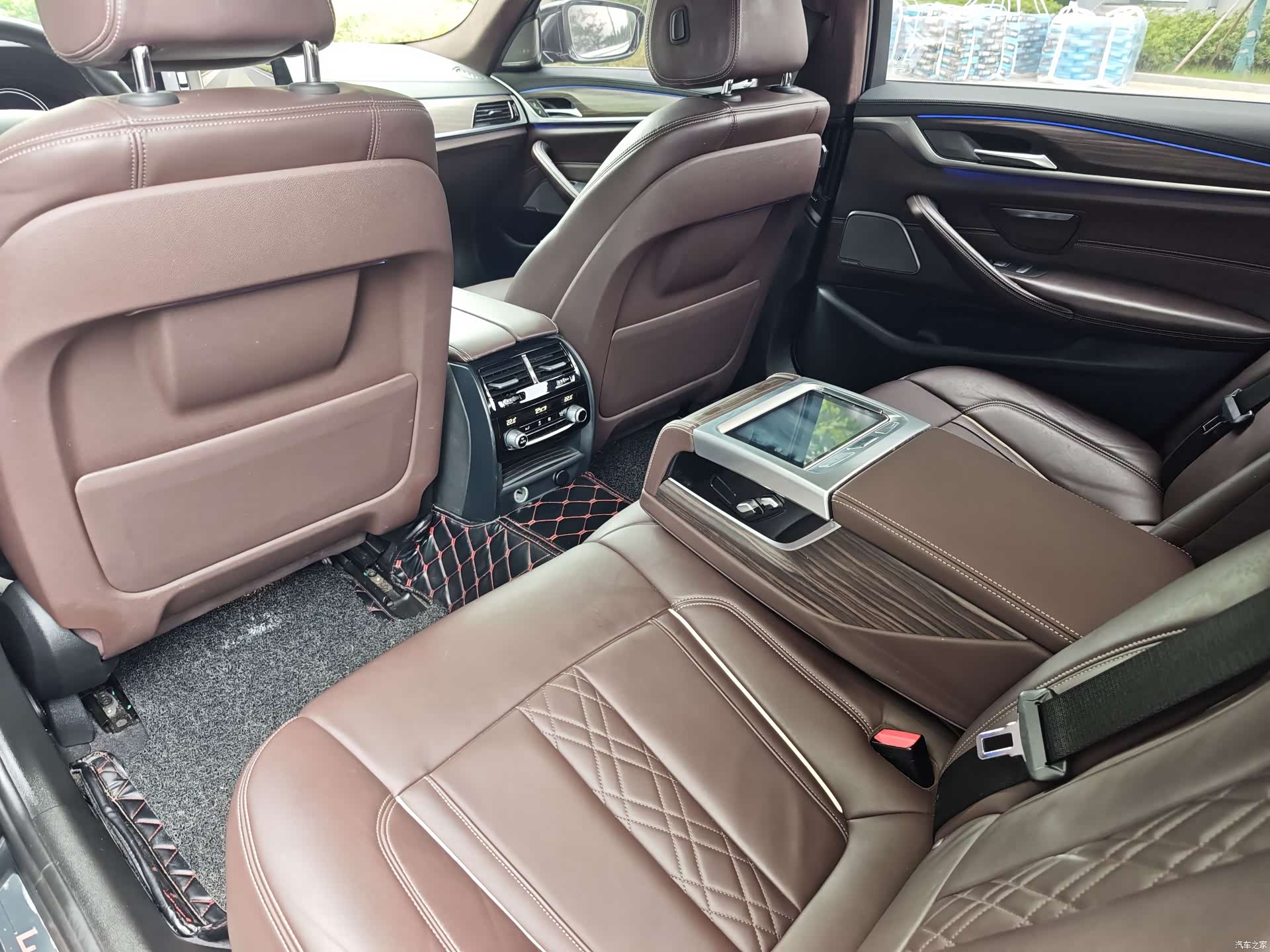 BMW 5 Series, 2018 15