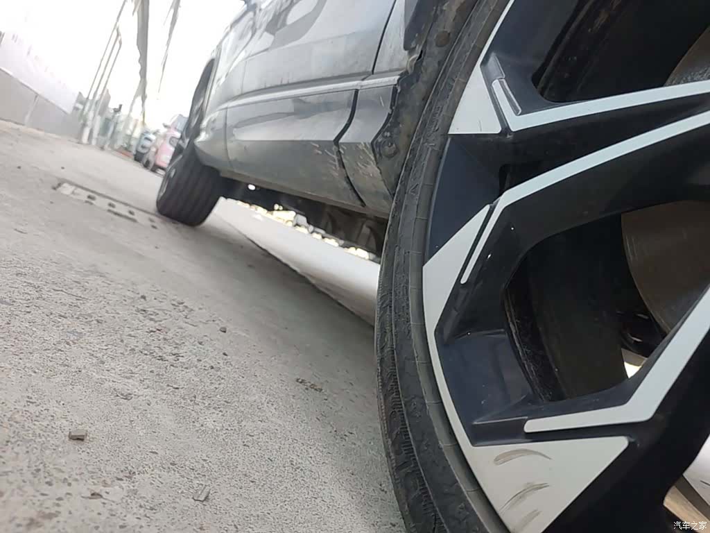 Roewe RX5, 2023 21