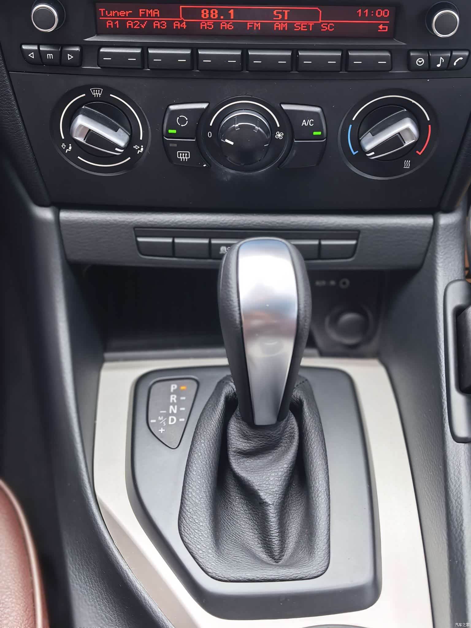 BMW X1, 2015 10