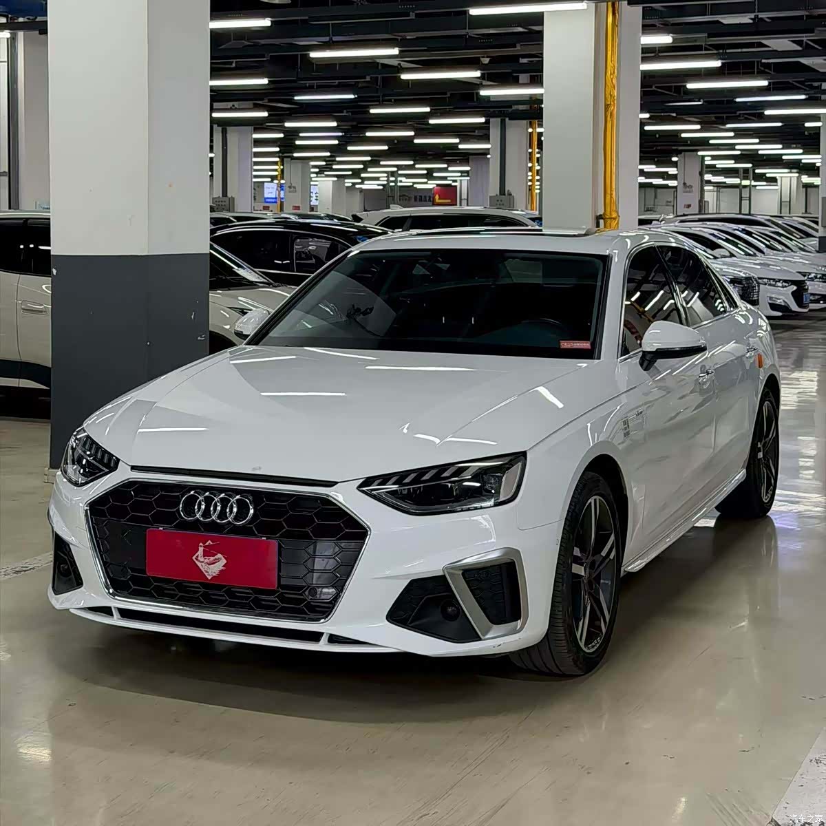 Audi A4L, 2021 1